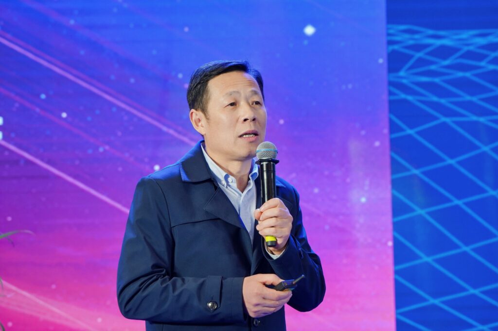 科创启航 信筑未来丨科信联合2024年度总结表彰大会暨2025年迎新春晚会圆满举办